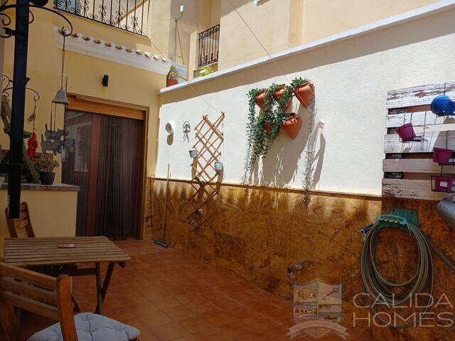 Casa Sunshine: Town house for Sale in Arboleas, Almería