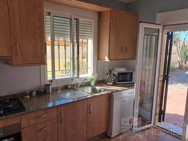 Villa Cupida: Villa for Sale in Arboleas, Almería