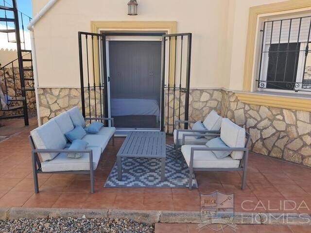 Villa Cupida: Villa for Sale in Arboleas, Almería