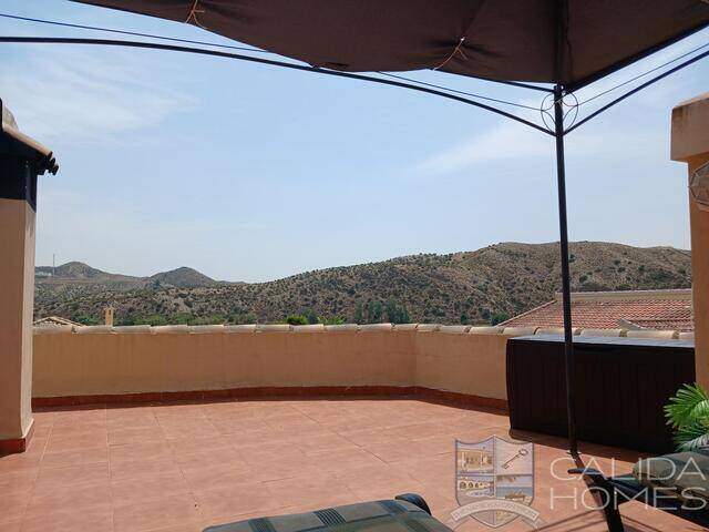 Villa Secreto: Villa for Sale in Arboleas, Almería