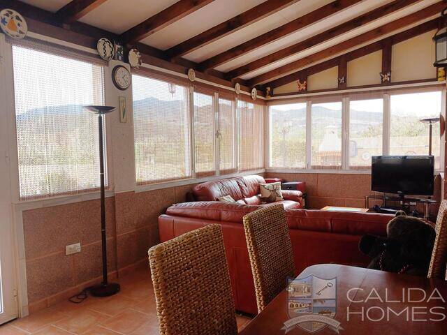 Villa Dragonfly: Villa for Sale in Arboleas, Almería
