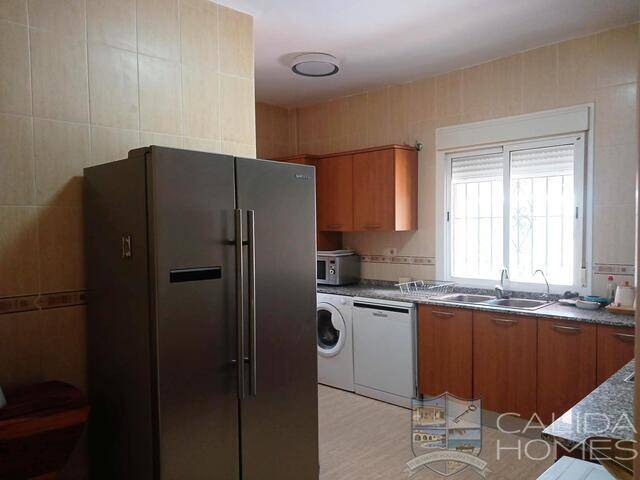 Villa Dragonfly: Villa for Sale in Arboleas, Almería