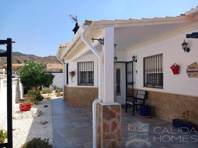 Casa Roberto: Villa for Sale in Arboleas, Almería