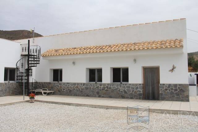 Casa Blossom: Villa for Sale in Oria, Almería