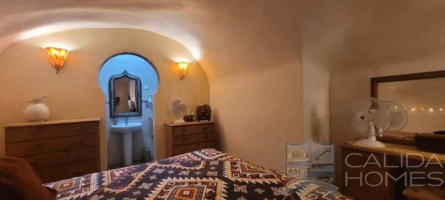 Casa Amarillo: Country house for Sale in Cuevas del Almanzora, Almería