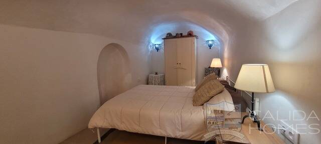 Casa Amarillo: Country house for Sale in Cuevas del Almanzora, Almería