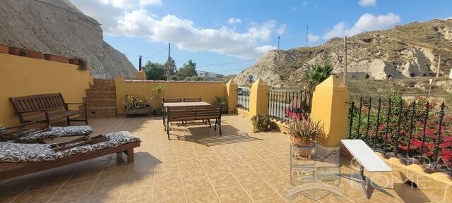 Casa Amarillo: Country house for Sale in Cuevas del Almanzora, Almería