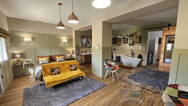 Casa Charm: Town house for Sale in Cantoria, Almería