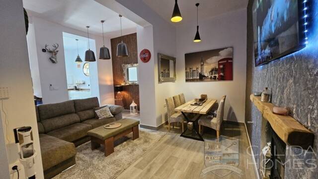 Casa Charm: Town house for Sale in Cantoria, Almería