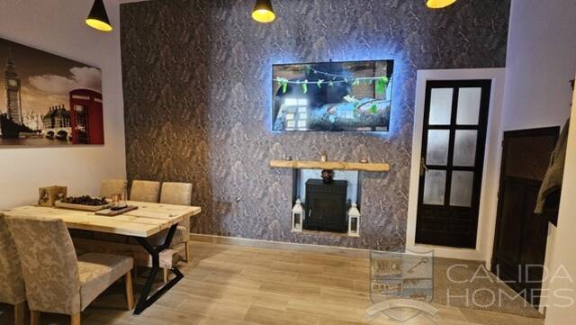 Casa Charm: Town house for Sale in Cantoria, Almería
