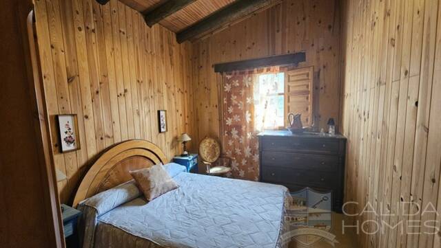 Casa Goldi: Country house for Sale in Sierro, Almería