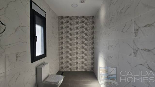 Casa Moderna: Villa for Sale in Arboleas, Almería