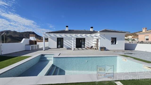 Casa Moderna: Villa for Sale in Arboleas, Almería
