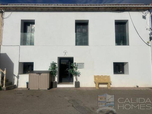 casa Cool: Town house for Sale in Zurgena, Almería