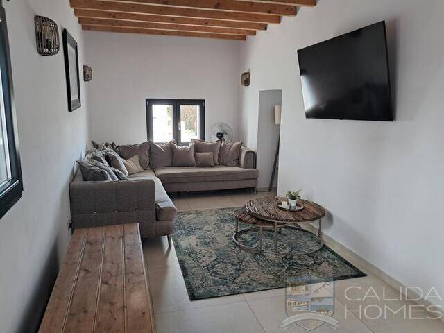 casa Cool: Town house for Sale in Zurgena, Almería