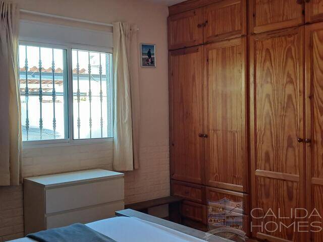 Villa Joya: Villa for Sale in Cantoria, Almería