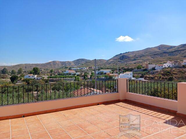 Villa Joya: Villa for Sale in Cantoria, Almería