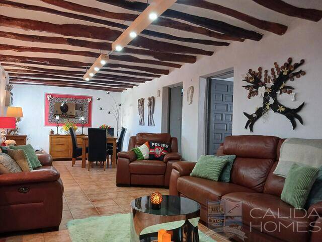 Casa Cleopatra: Town house for Sale in Chirivel, Almería