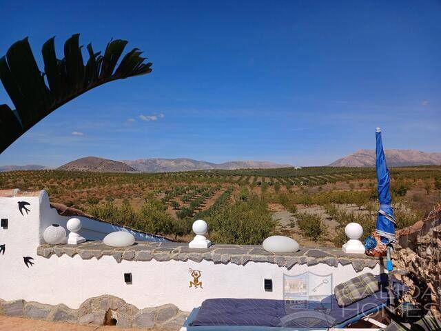 Casa Cleopatra: Town house for Sale in Chirivel, Almería