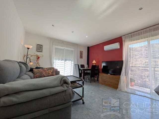 Casa Tio: Town house for Sale in Macael, Almería