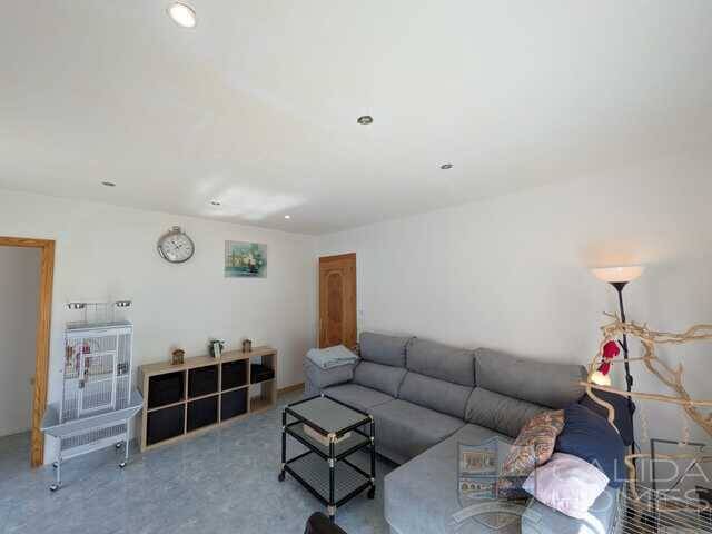 Casa Tio: Town house for Sale in Macael, Almería