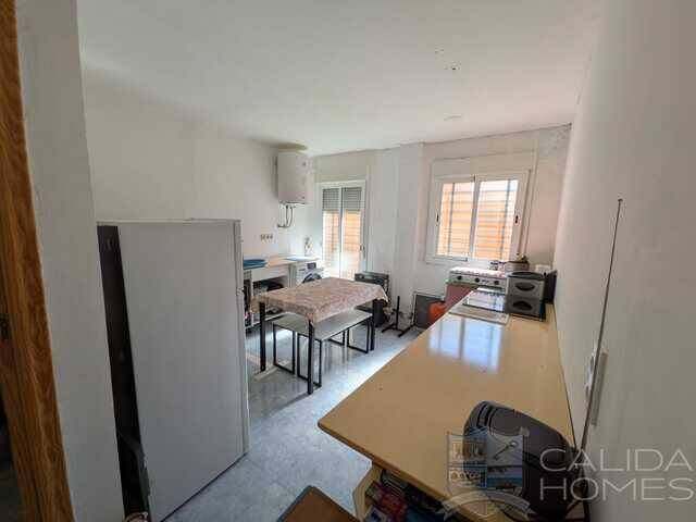 Casa Tio: Town house for Sale in Macael, Almería