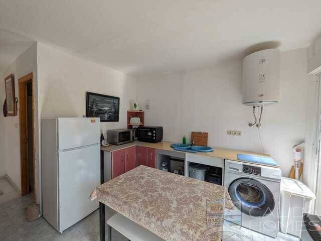 Casa Tio: Town house for Sale in Macael, Almería
