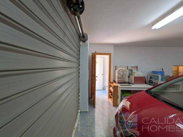 Casa Tio: Town house for Sale in Macael, Almería