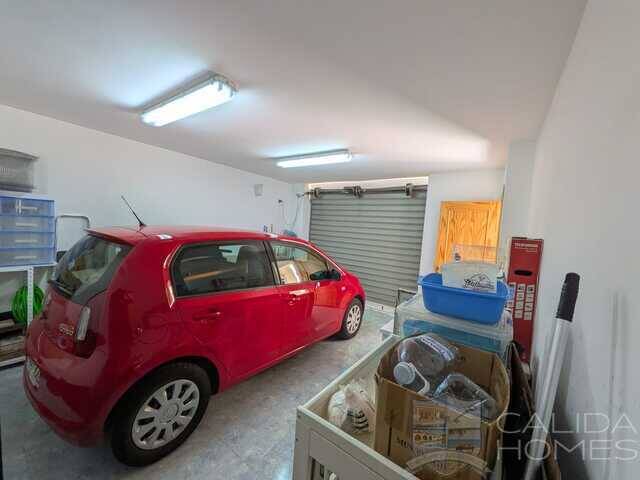 Casa Tio: Town house for Sale in Macael, Almería