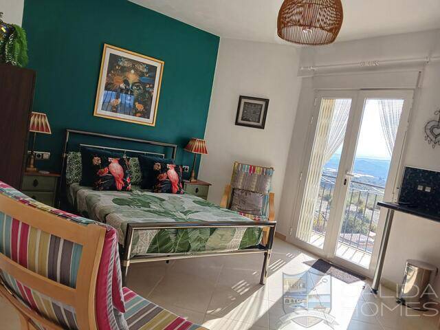 Villa Paloma Vista: Villa for Sale in Partaloa, Almería