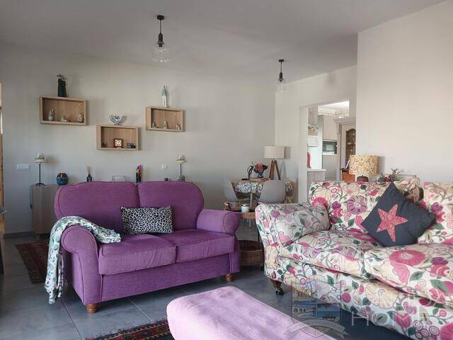 Villa Delight: Villa for Sale in Arboleas, Almería