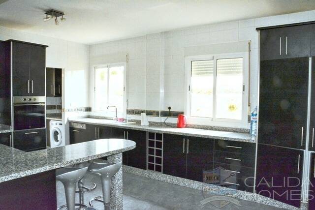 Casa Labores: Villa for Sale in Albox, Almería Casa Labores: Villa for Sale in Albox, Almería