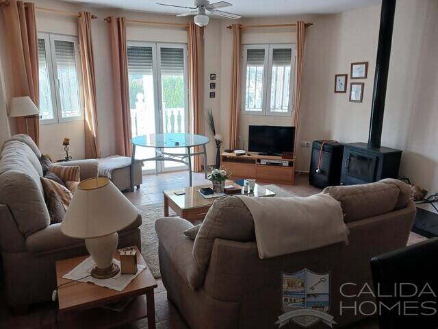 Villa Belleza: Villa for Sale in Arboleas, Almería