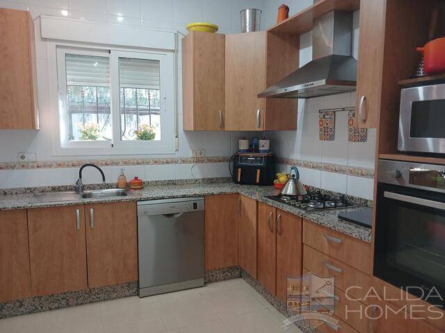 Villa de Las Palmas: Villa for Sale in Arboleas, Almería Villa de Las Palmas: Villa for Sale in Arboleas, Almería