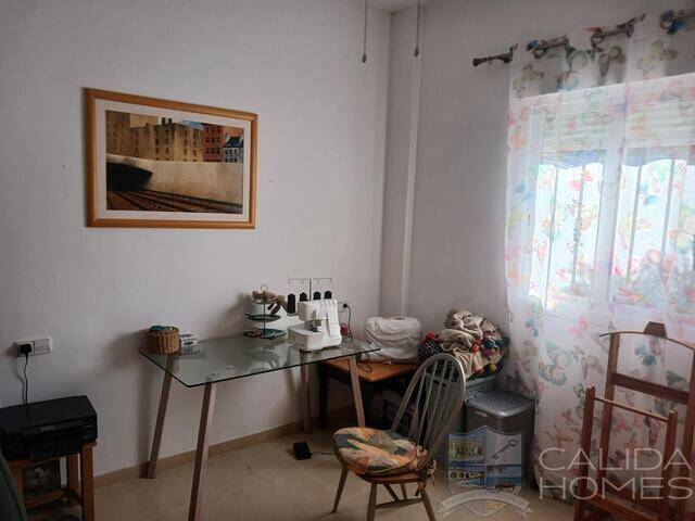 Villa de Las Palmas: Villa for Sale in Arboleas, Almería Villa de Las Palmas: Villa for Sale in Arboleas, Almería