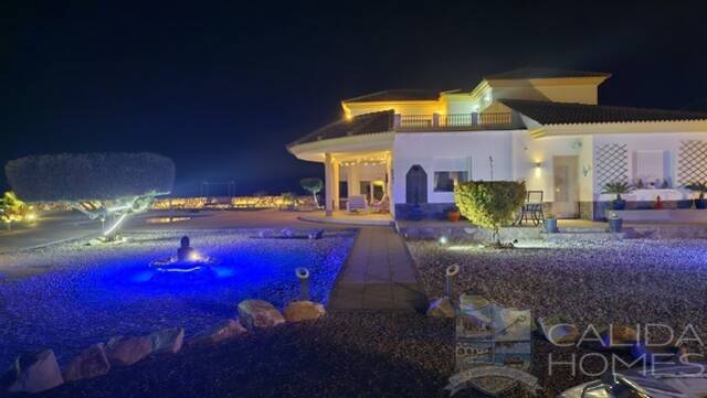 Villa Enchantment: Villa for Sale in Partaloa, Almería