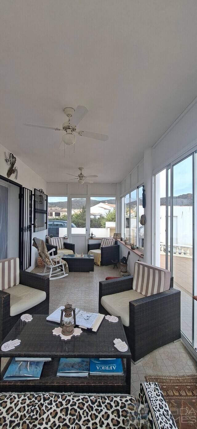 VILLA  BÚHO: Villa for Sale in Los Higuerales, Almería