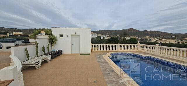 VILLA  BÚHO: Villa for Sale in Los Higuerales, Almería