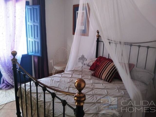 Casa Sunlight: Country house for Sale in Cantoria, Almería