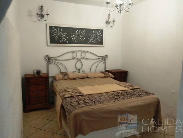 Casa Sunlight: Country house for Sale in Cantoria, Almería