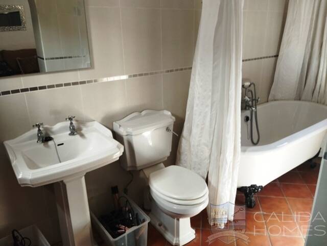 Casa Sunlight: Country house for Sale in Cantoria, Almería