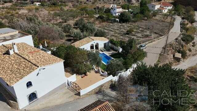 Casa Sunlight: Country house for Sale in Cantoria, Almería