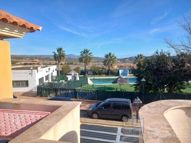 Villa Elefante: Villa for Sale in La Alfoquia, Almería