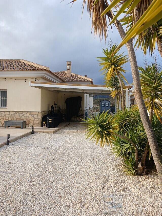 Villa Kristabell: Villa for Sale in Zurgena, Almería Villa Kristabell: Villa for Sale in Zurgena, Almería