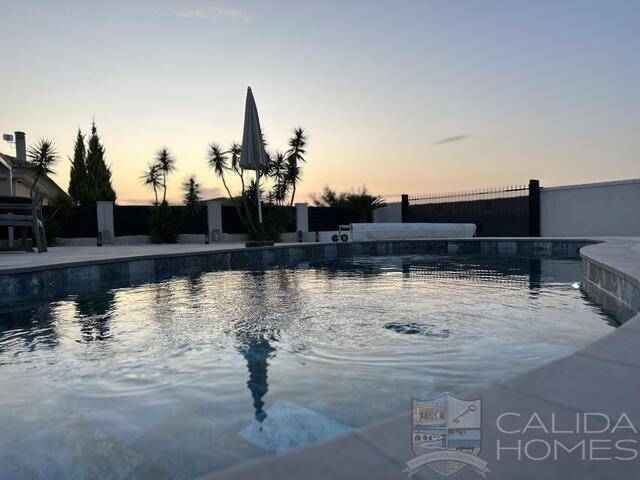 Villa Kristabell: Villa for Sale in Zurgena, Almería Villa Kristabell: Villa for Sale in Zurgena, Almería