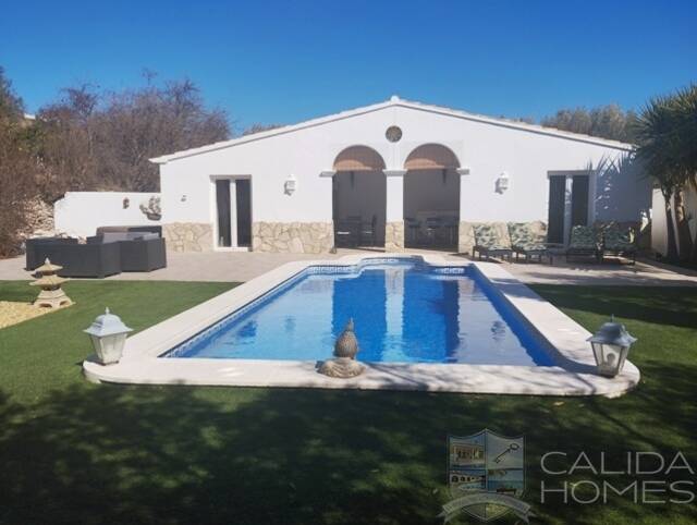 casa Sol: Country house for Sale in Cantoria, Almería