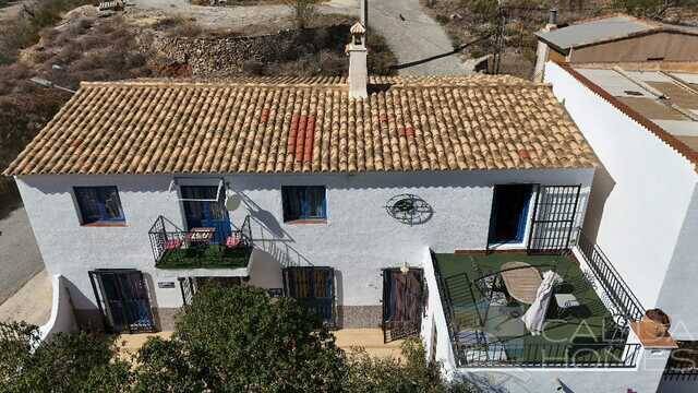 casa Sol: Country house for Sale in Cantoria, Almería