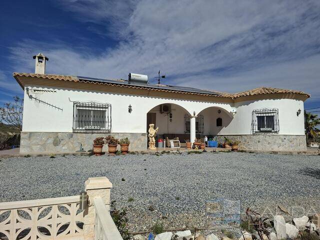 Villa Freesia: Villa for Sale in Partaloa, Almería