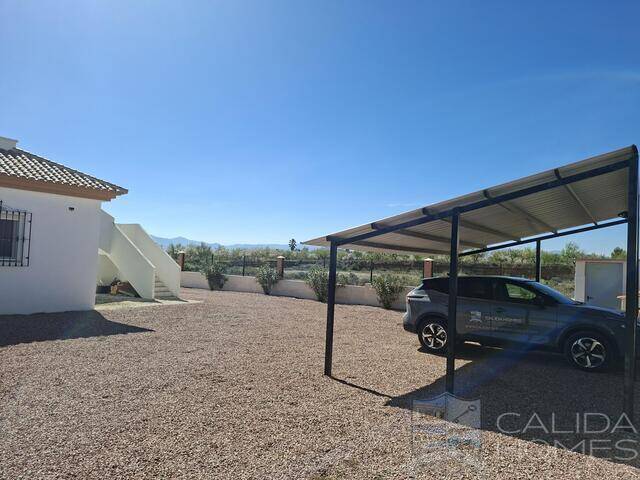 Villa Aster: Villa for Sale in Albox, Almería