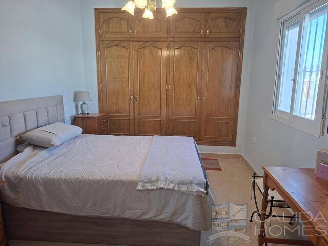 Villa Aster: Villa for Sale in Albox, Almería